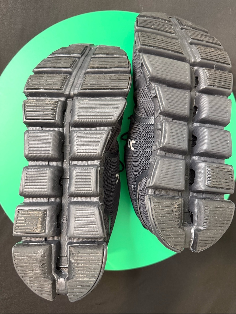 On Cloud 6 Running Womens Lightweight Black Running Shoes - Picture 9 of 10